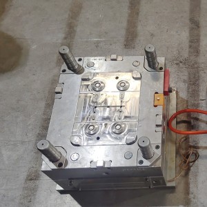 chuyên dụng tùy chỉnh thiết kế khuôn ép phun khuôn ép nhựa chi phí công ty khuôn ép phun để bán
